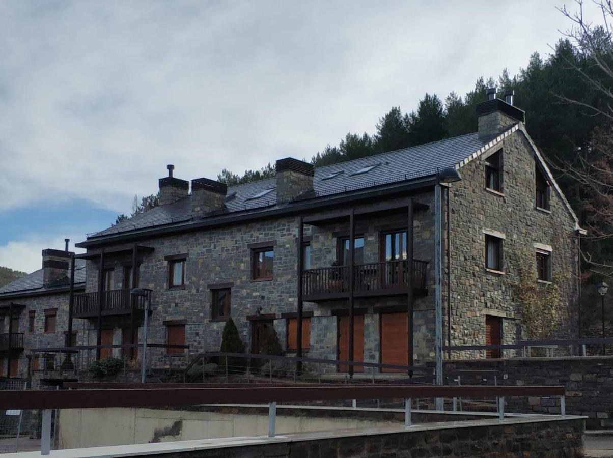 Apartamento Luga Castiello de Jaca Buitenkant foto