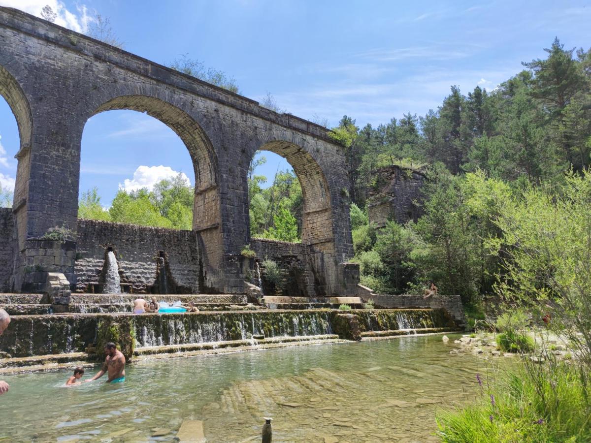Apartamento Luga Castiello de Jaca Buitenkant foto