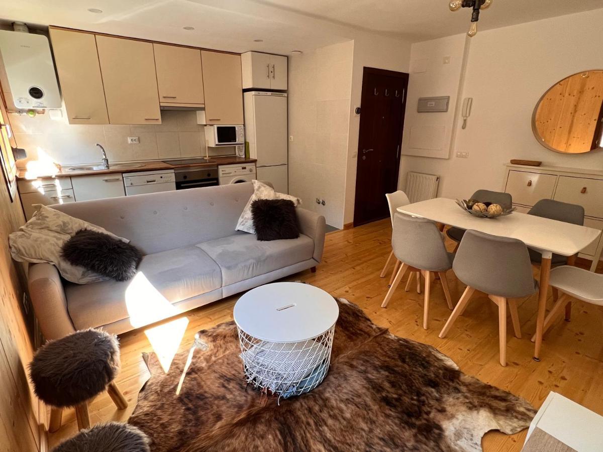 Apartamento Luga Castiello de Jaca Buitenkant foto